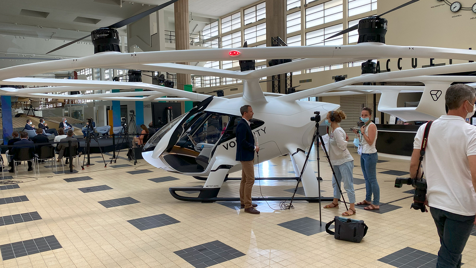 Paris Wie gelingt die Verkehrswende Metropolen in Bewegung Doku Johan von Mirbach Volocopter